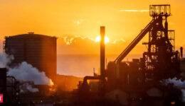 tata-steel-to-close-uk-blast-furnaces-with-loss-of-up-to-2,800-jobs-lunar-steel