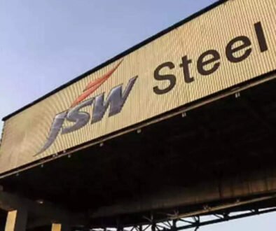 jsw-steel-raises-$900-million-loan-from-eight-foreign-banks-lunar-steel